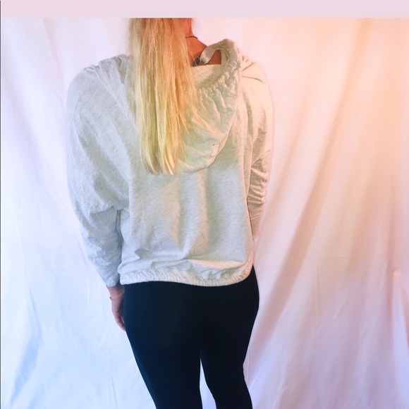 Pullover - Picture 4 of 4